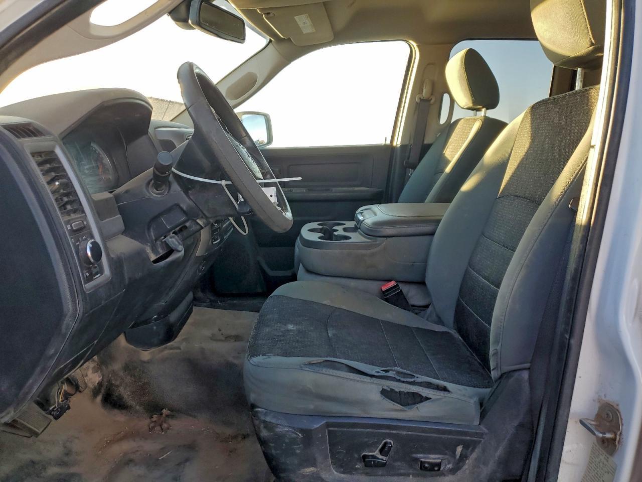 2020 Ram 1500 Classic Tradesman - Фото 7