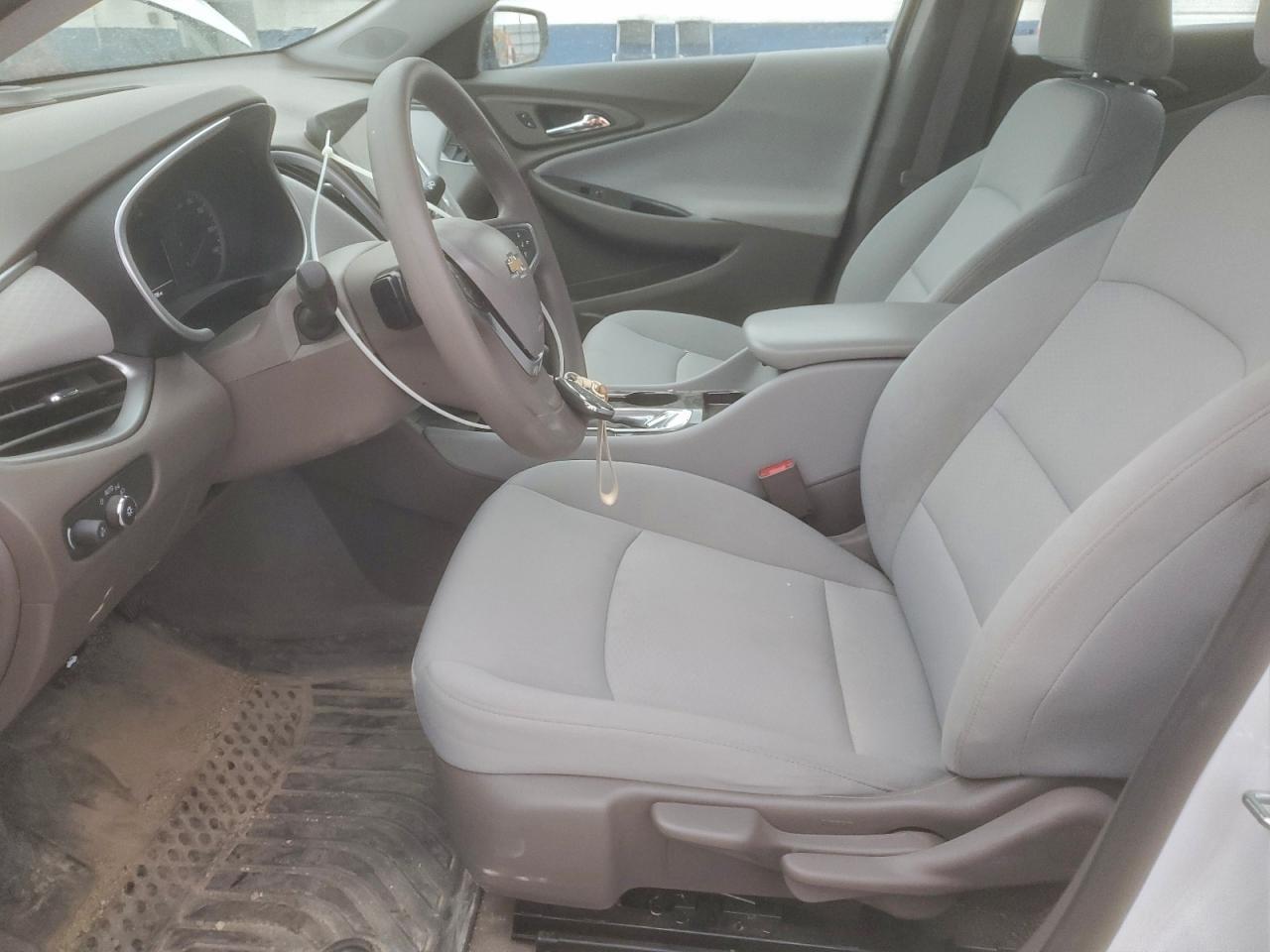 2022 Chevrolet Malibu Ls - Фото 7