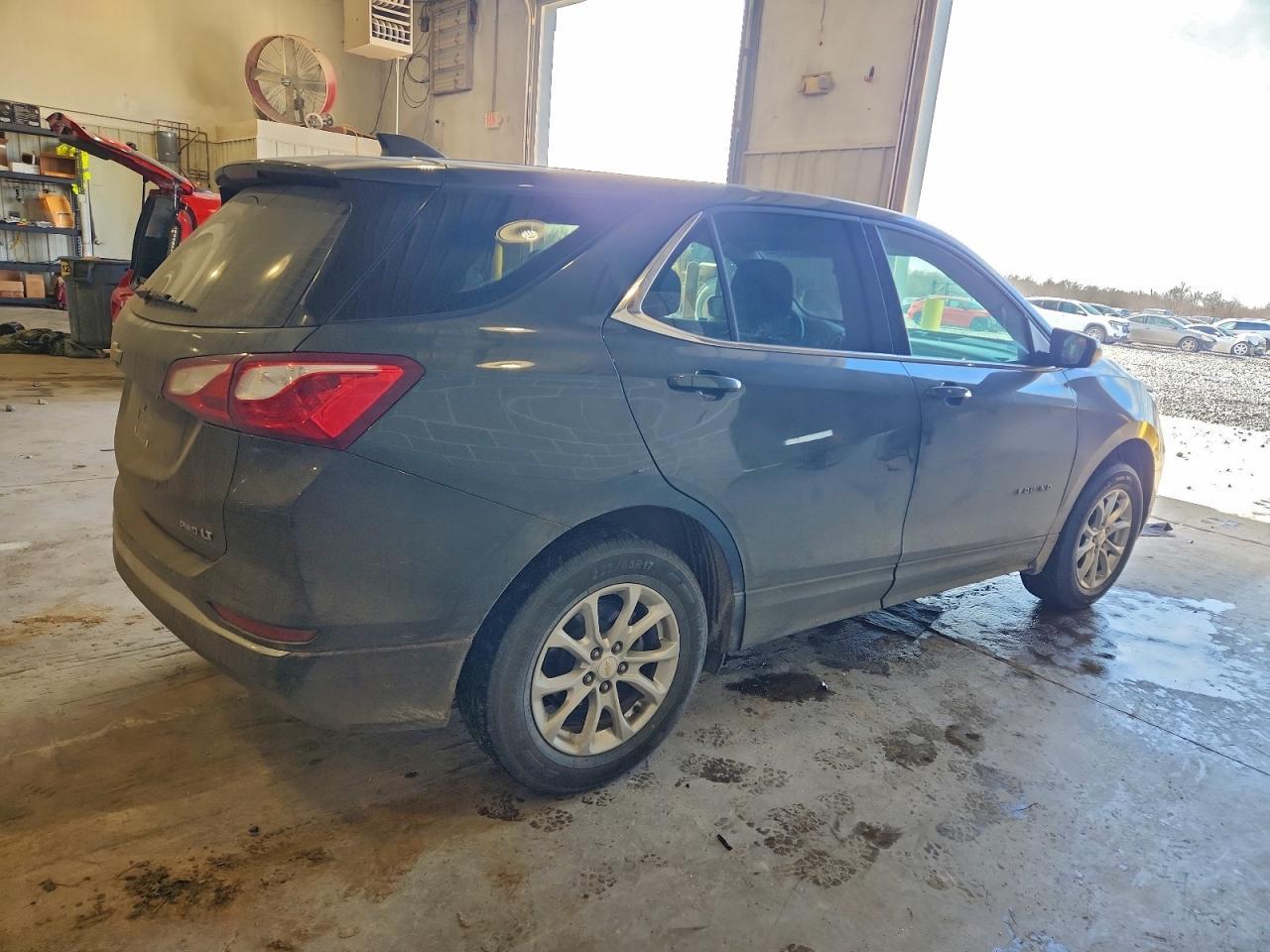 2020 Chevrolet Equinox Lt - Фото 3