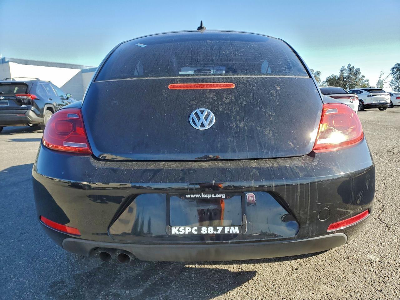2013 Volkswagen Beetle - Фото 6