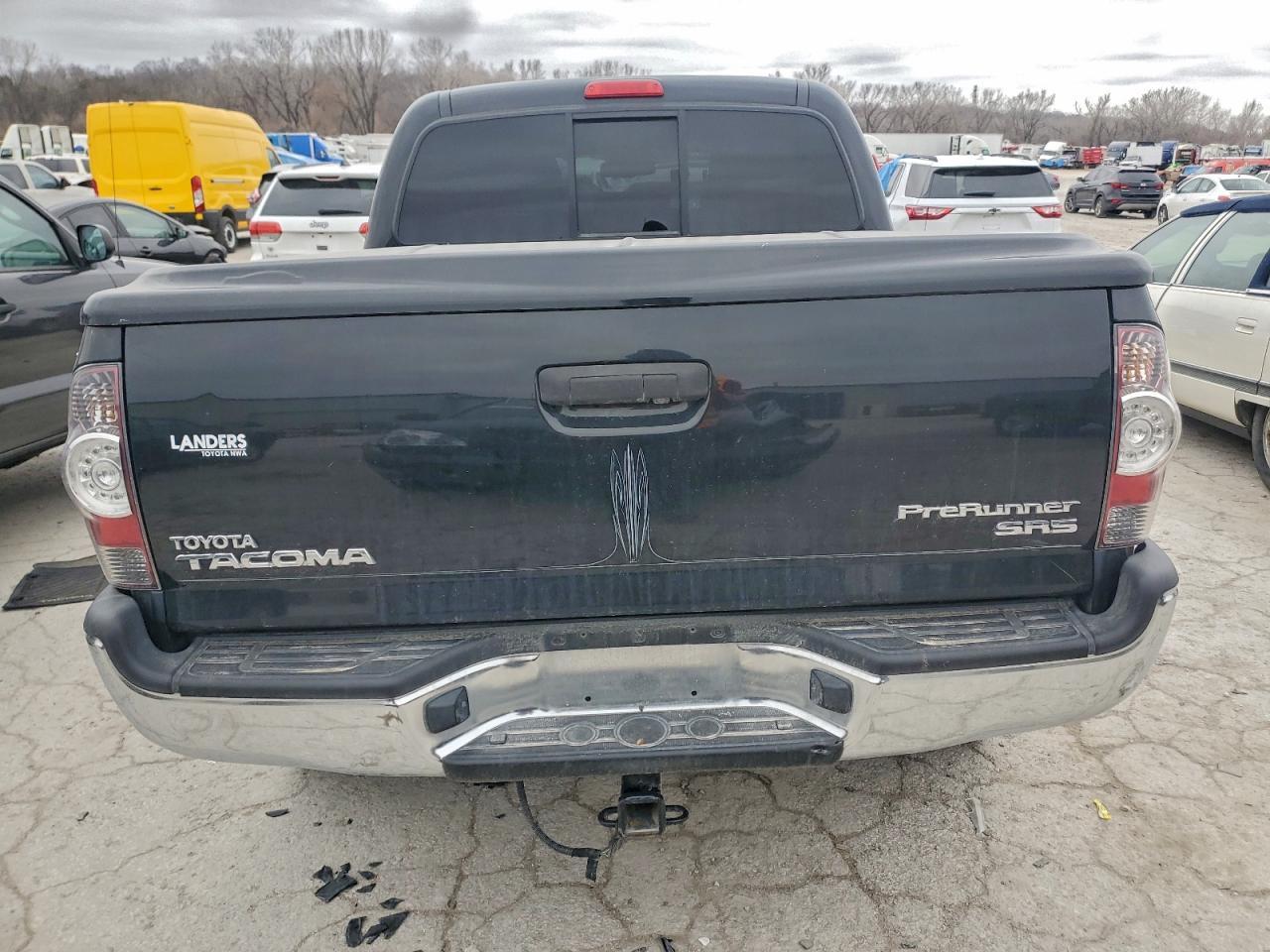 2013 Toyota Tacoma Double Cab - Image 6