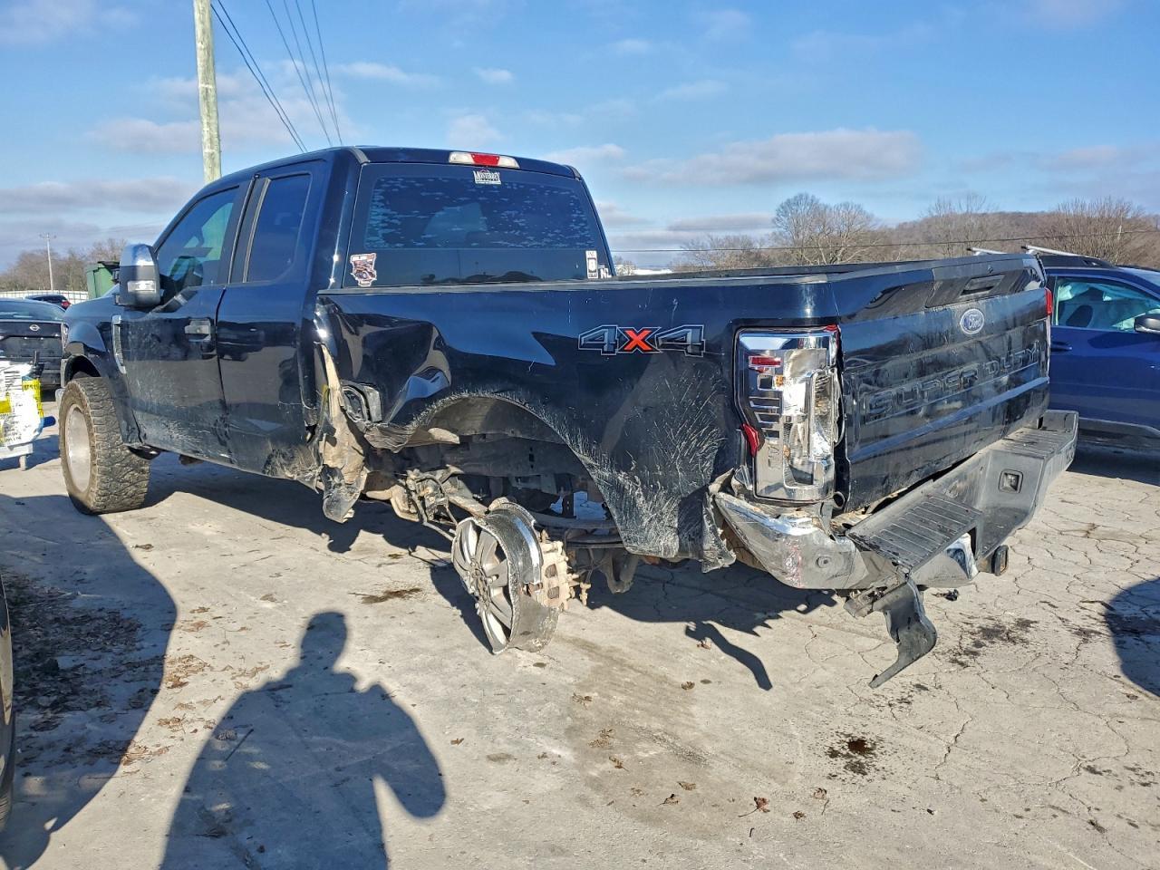 2018 Ford F250 Super Duty - Image 2