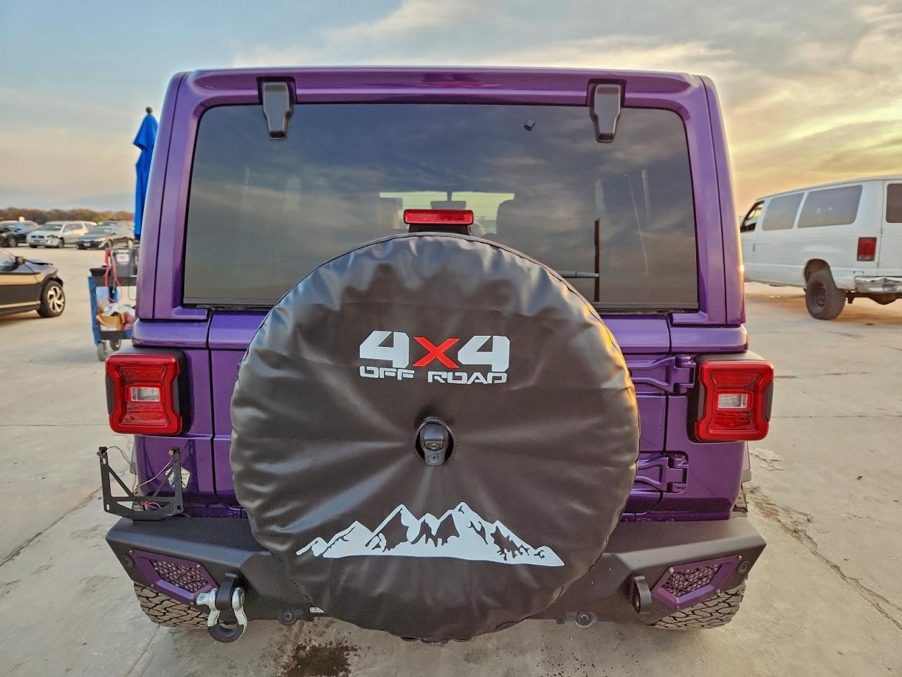 2023 Jeep Wrangler Sahara - Image 6