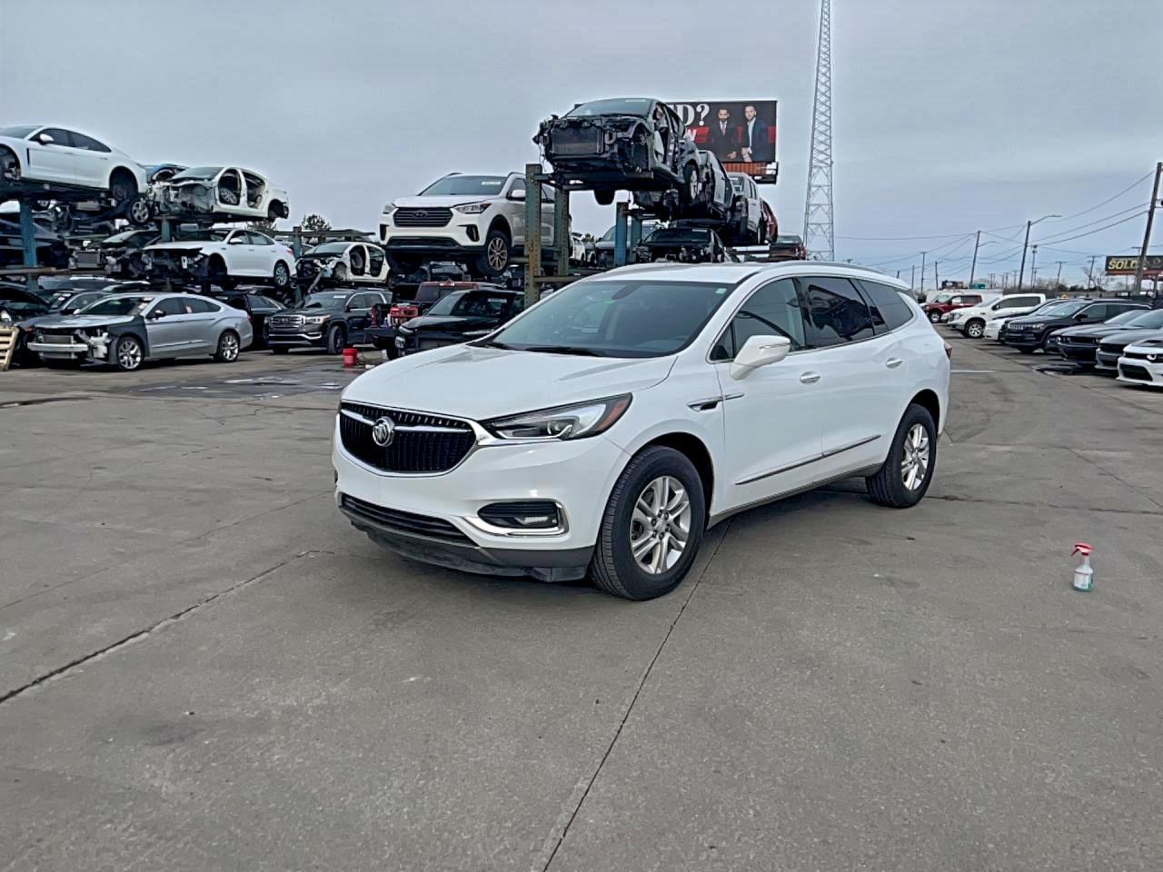 2021 Buick Enclave Essence - Image 2