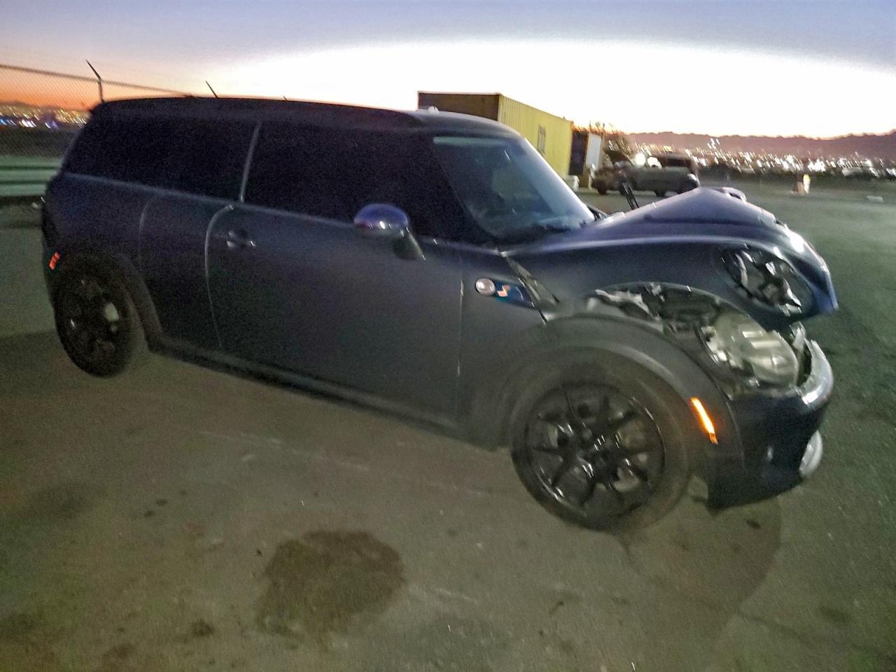 2009 Mini Cooper S Clubman - Image 4