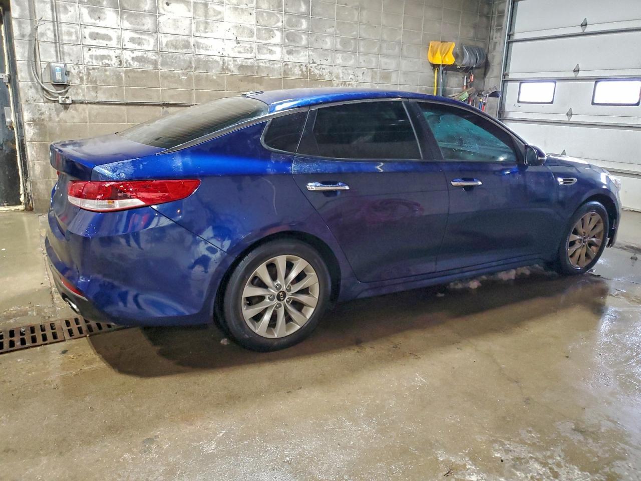 2016 Kia Optima Lx - Image 3