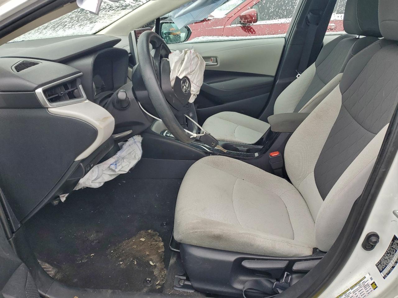 2021 Toyota Corolla Le - Image 7