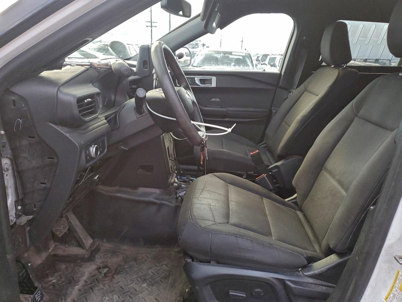 2020 Ford Explorer Police Interceptor - Image 7
