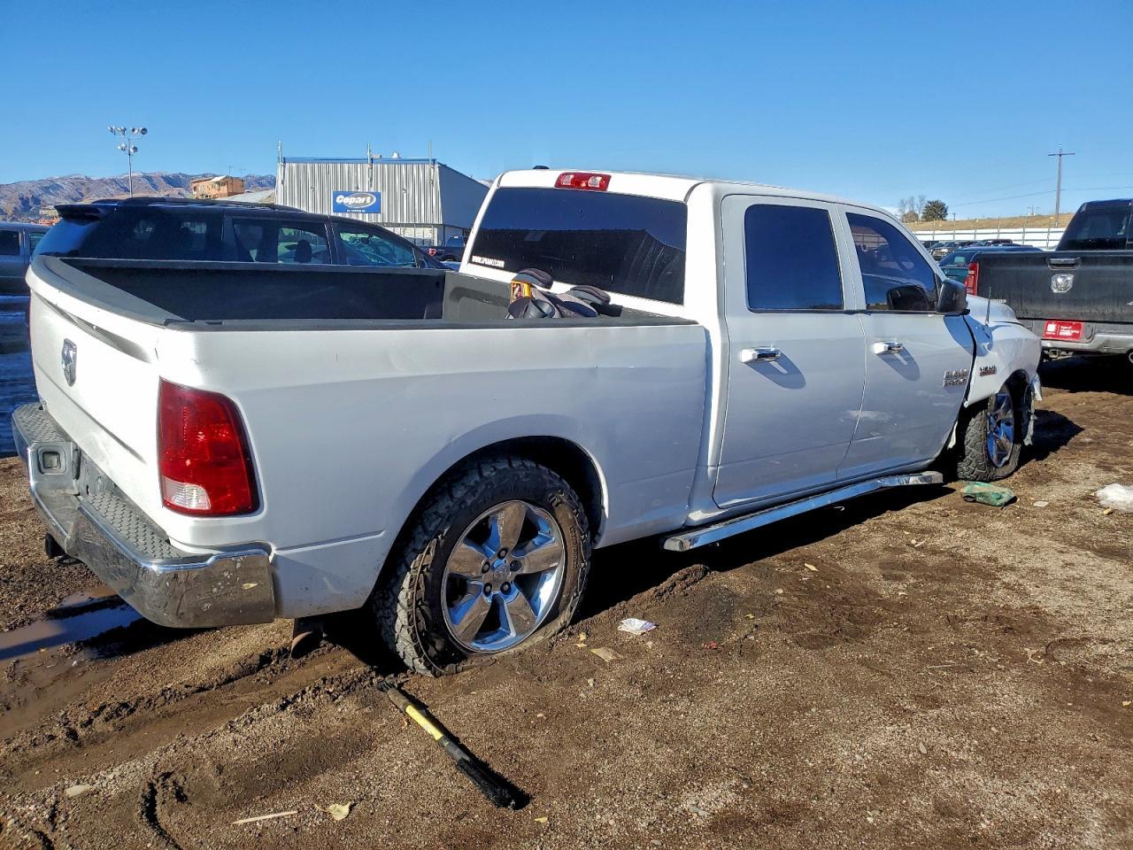 2014 Ram 1500 St - Image 3
