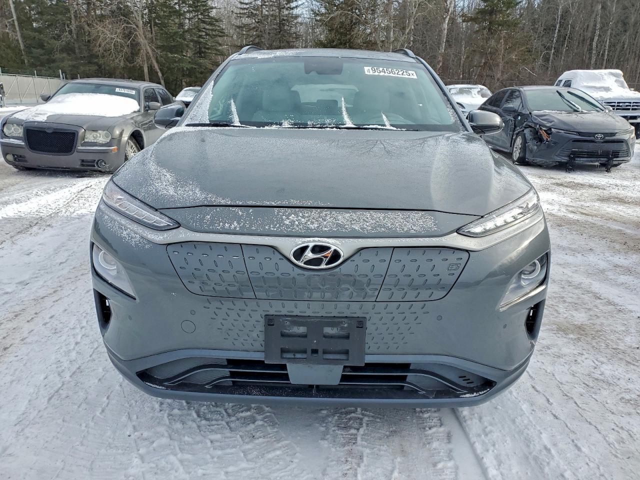 2021 Hyundai Kona Limited - Image 5