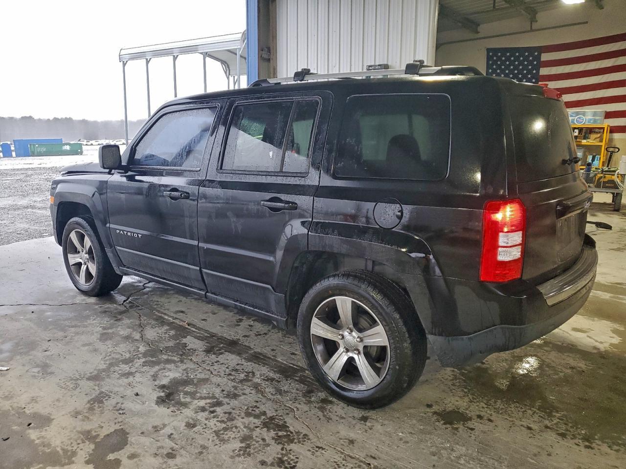 2017 Jeep Patriot Latitude - Фото 2