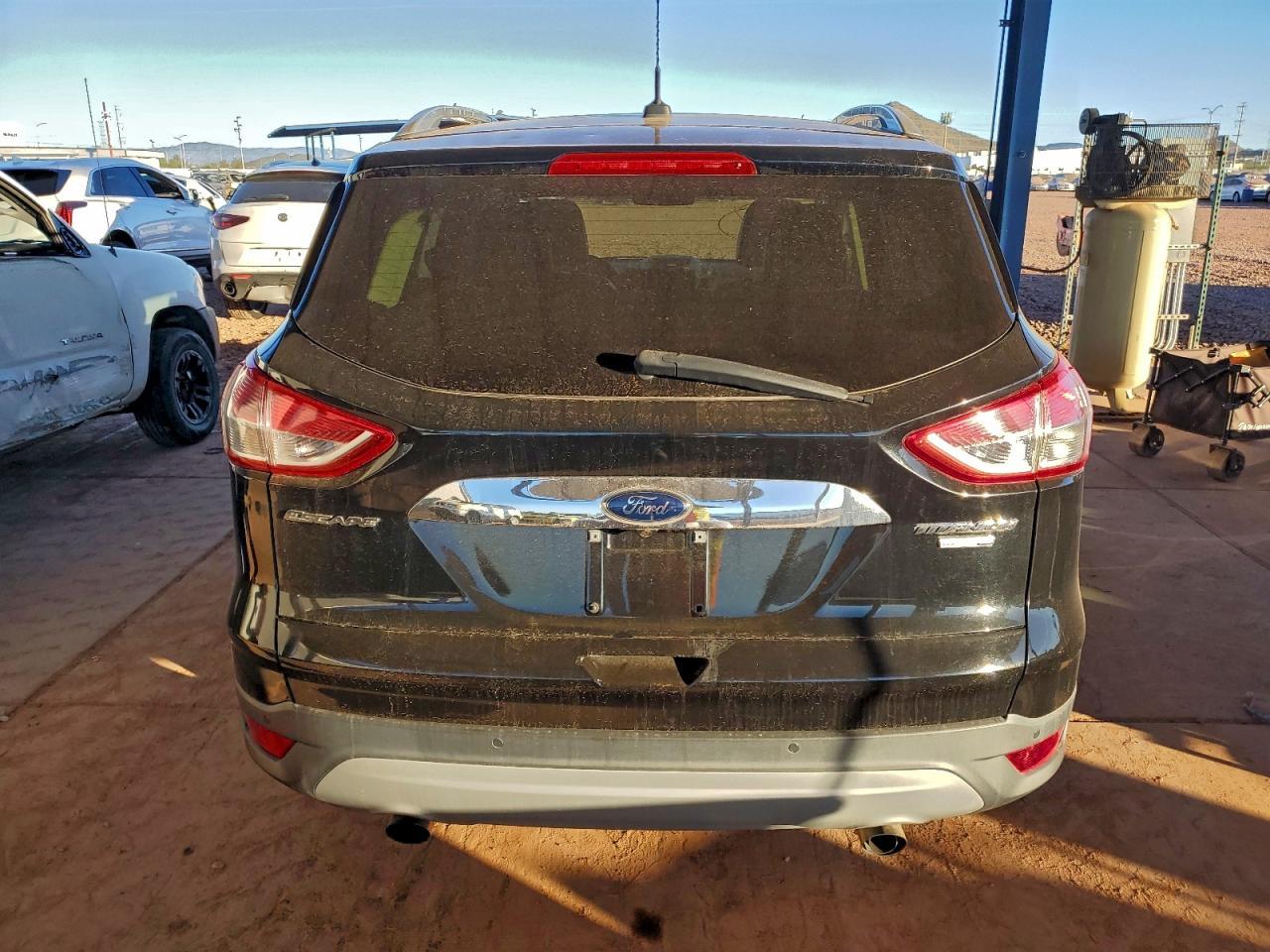 2016 Ford Escape Titanium - Фото 6