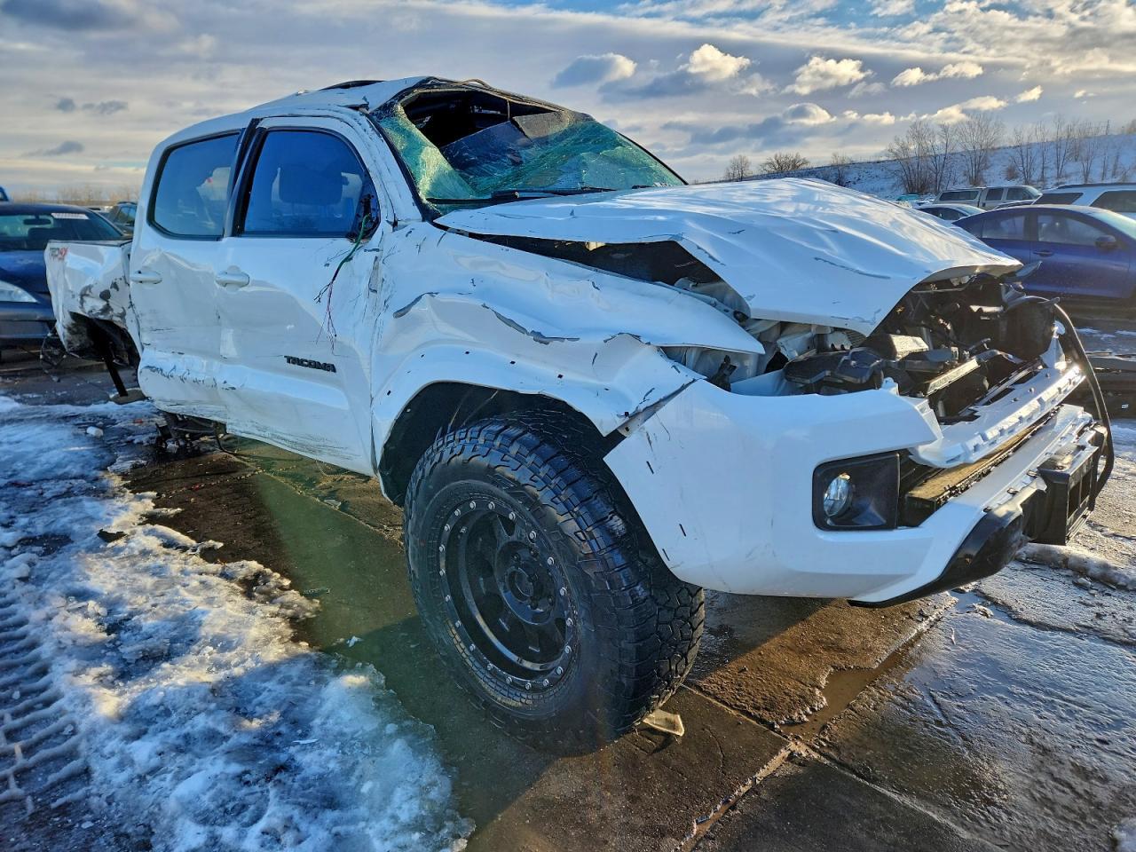 2017 Toyota Tacoma Trd Off-Road - Image 4