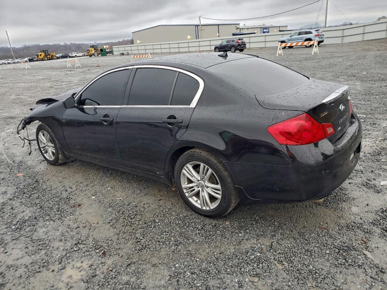 2011 Infiniti G37 - Image 2