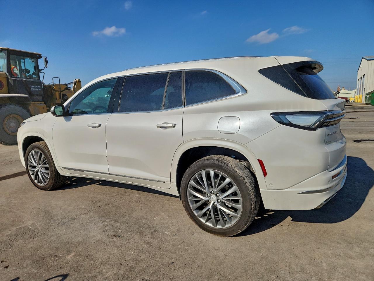 2025 Buick Enclave Avenir - Фото 2