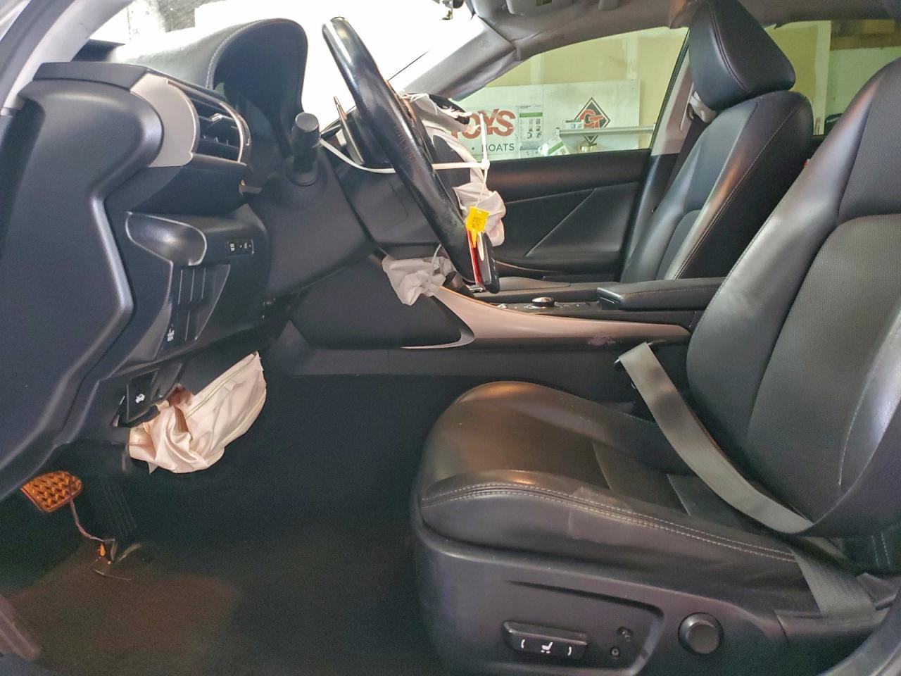 2016 Lexus Is 200T Base - Фото 7