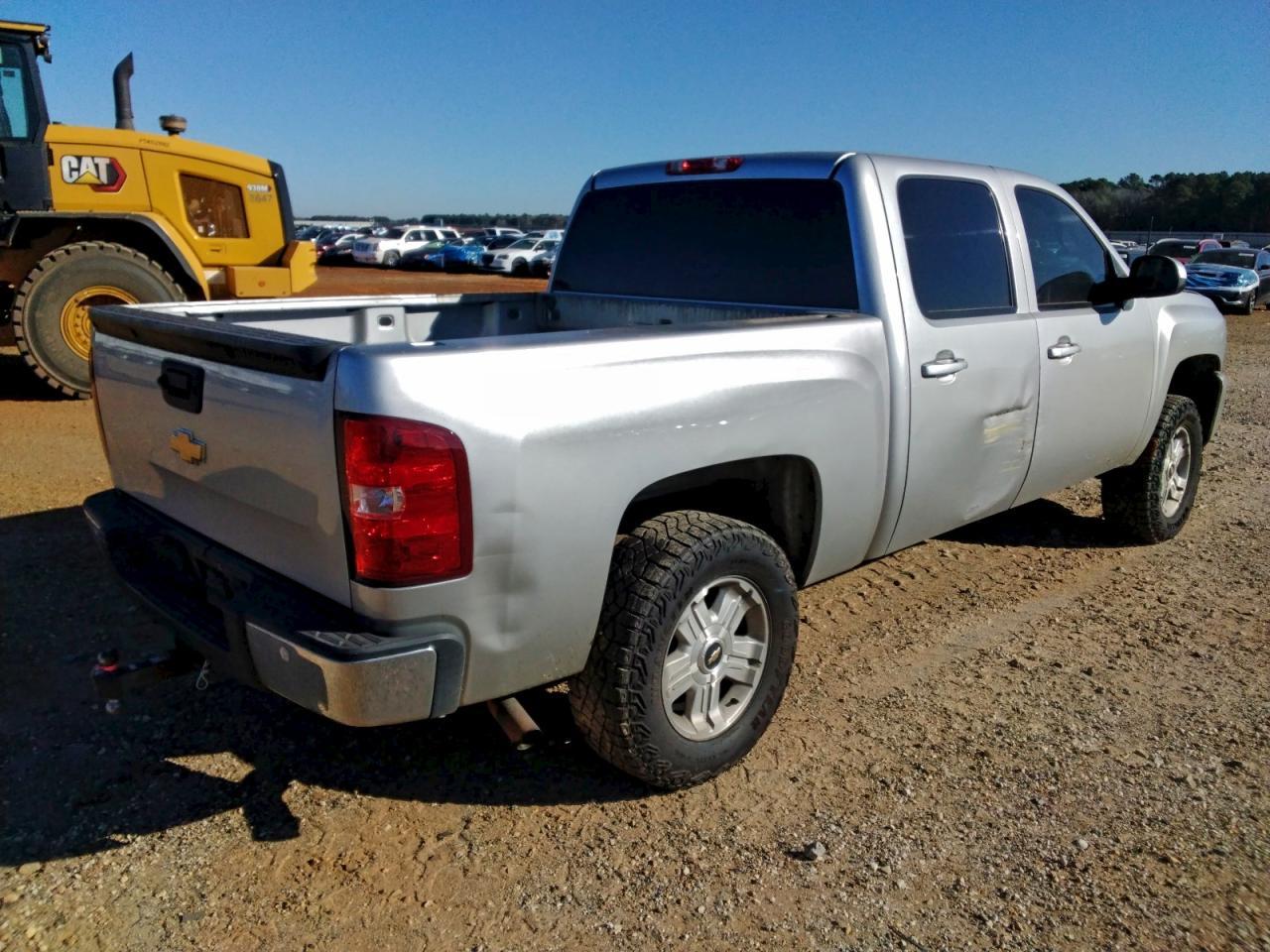 2011 Chevrolet Silverado K1500 Lt - Фото 3