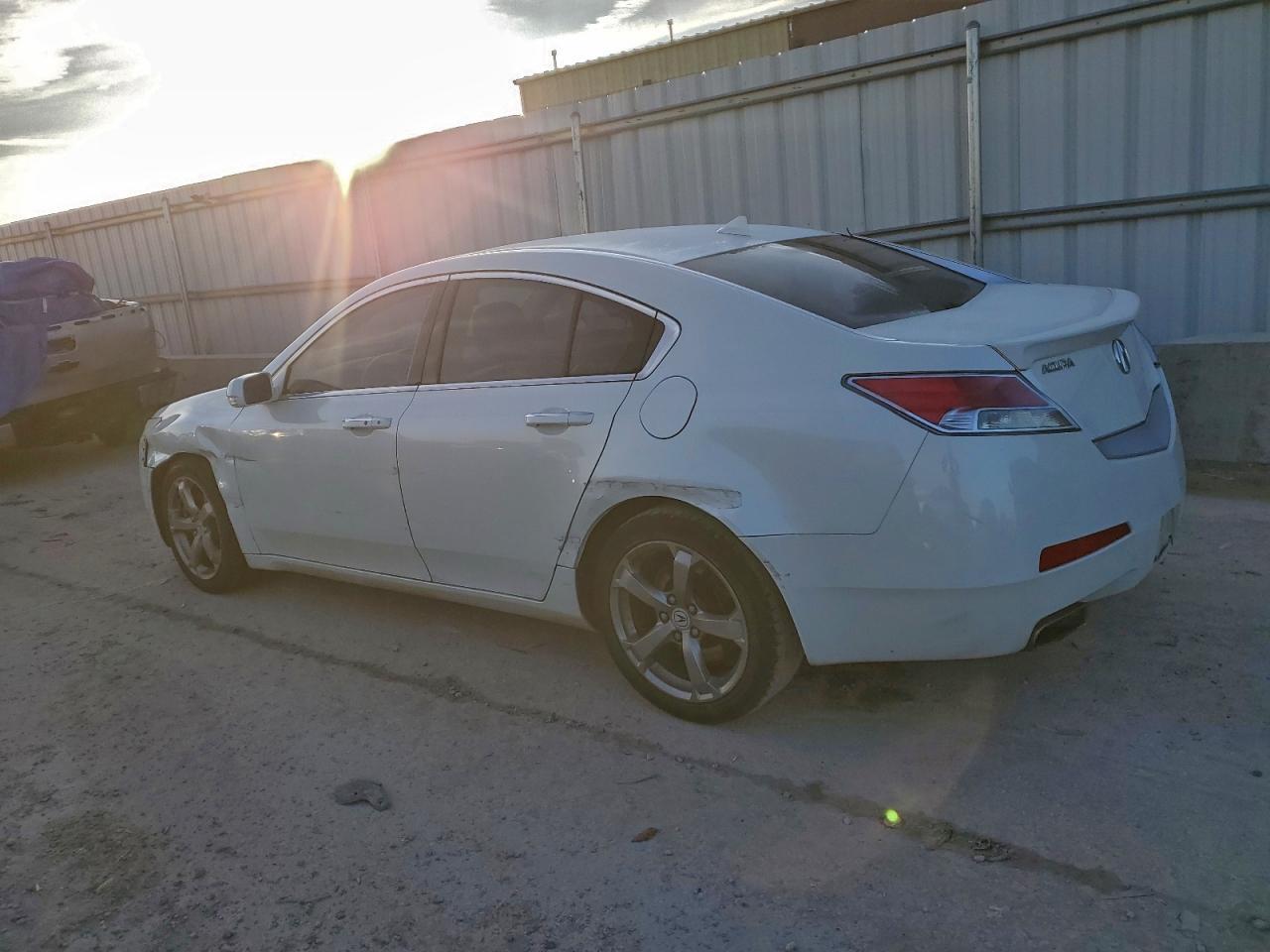 2010 Acura Tl - Фото 2