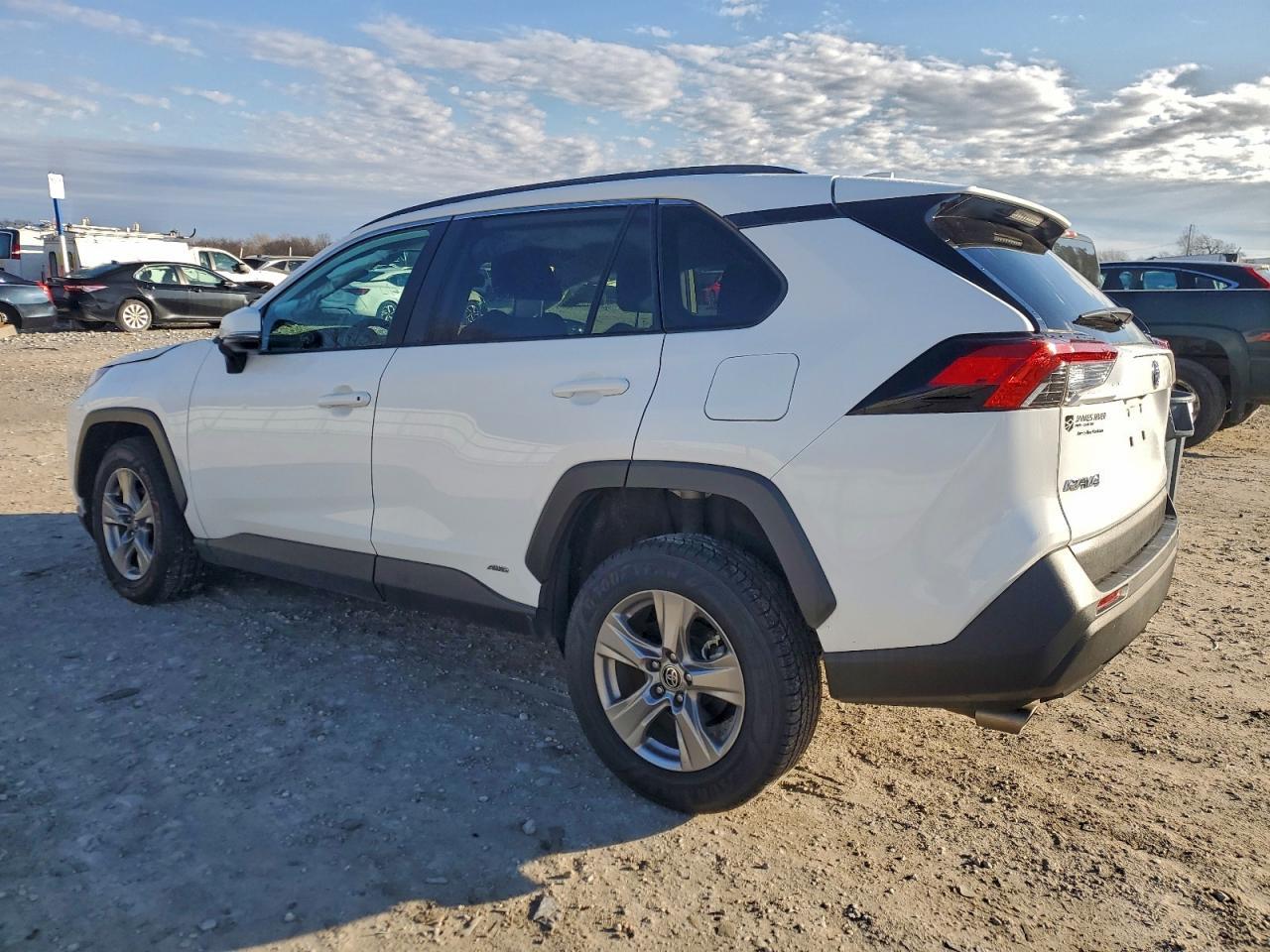 2024 Toyota Rav4 Xle - Image 2