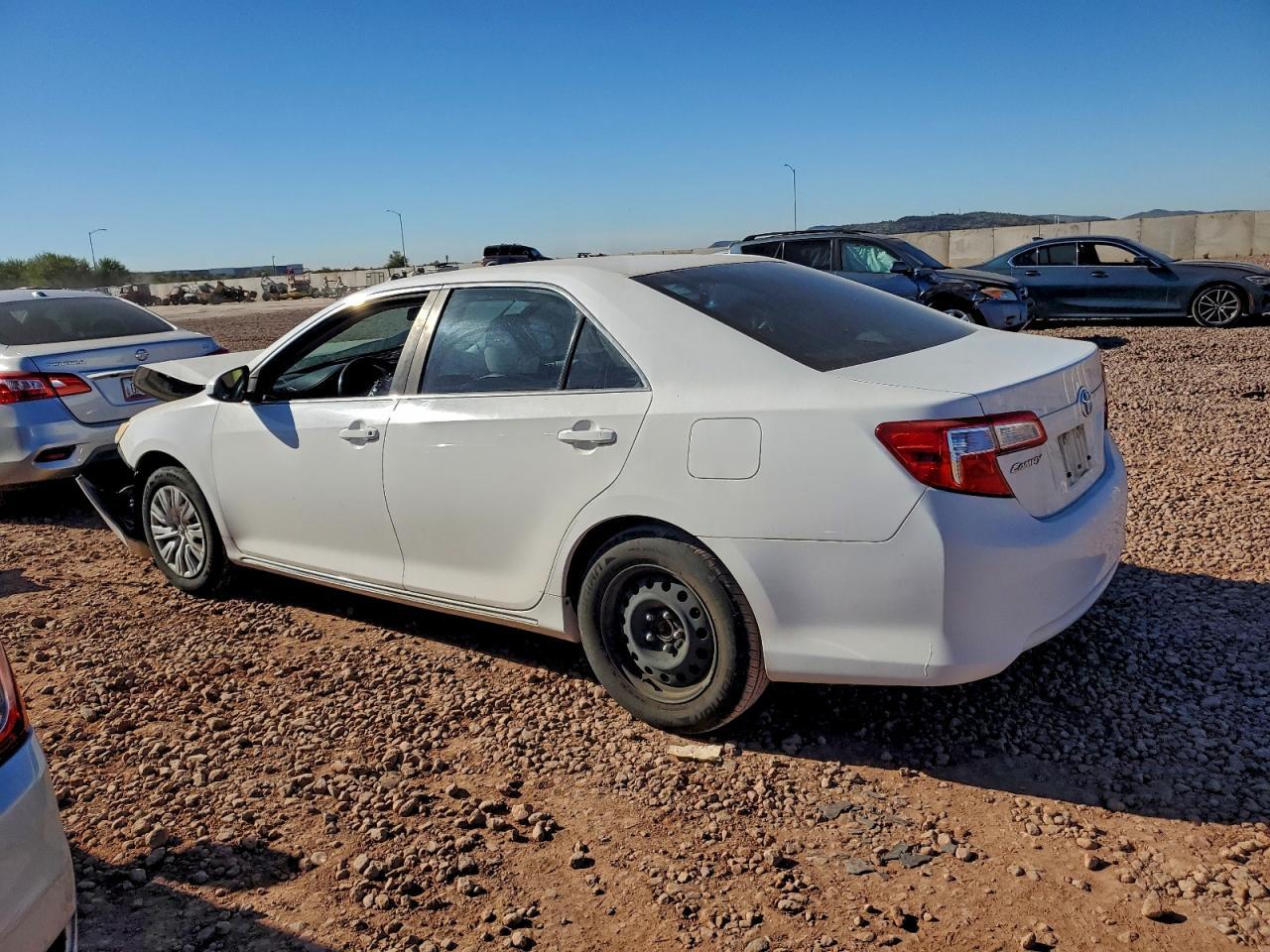 2013 Toyota Camry L - Image 2
