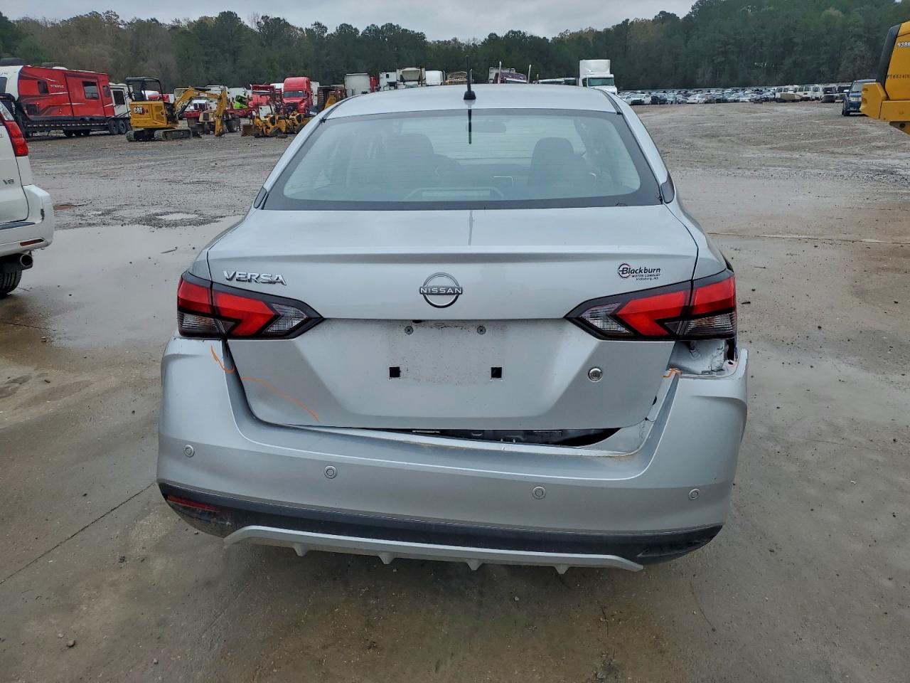 2025 Nissan Versa S - Фото 6