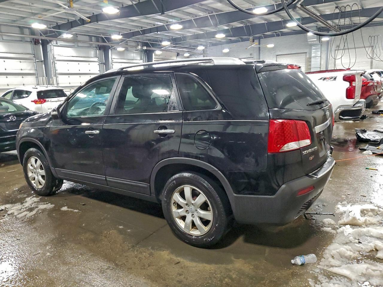 2012 Kia Sorento Lx - Image 2