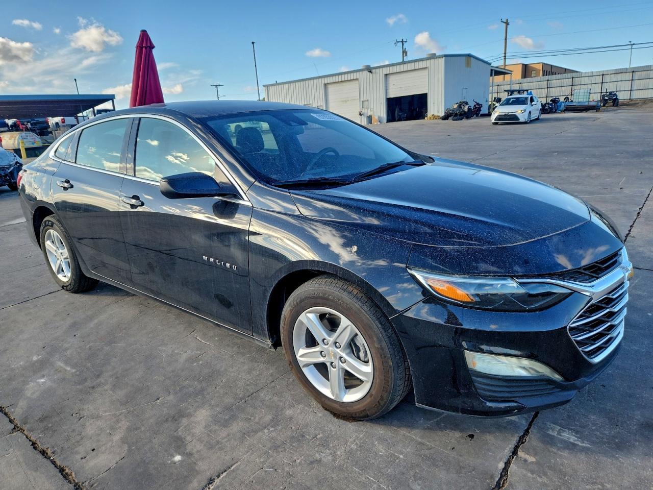 2023 Chevrolet Malibu Lt - Image 4