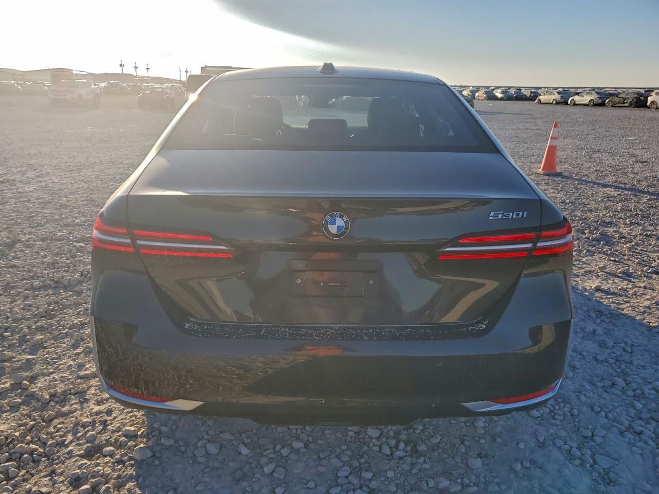 2024 BMW 530 I - Фото 6