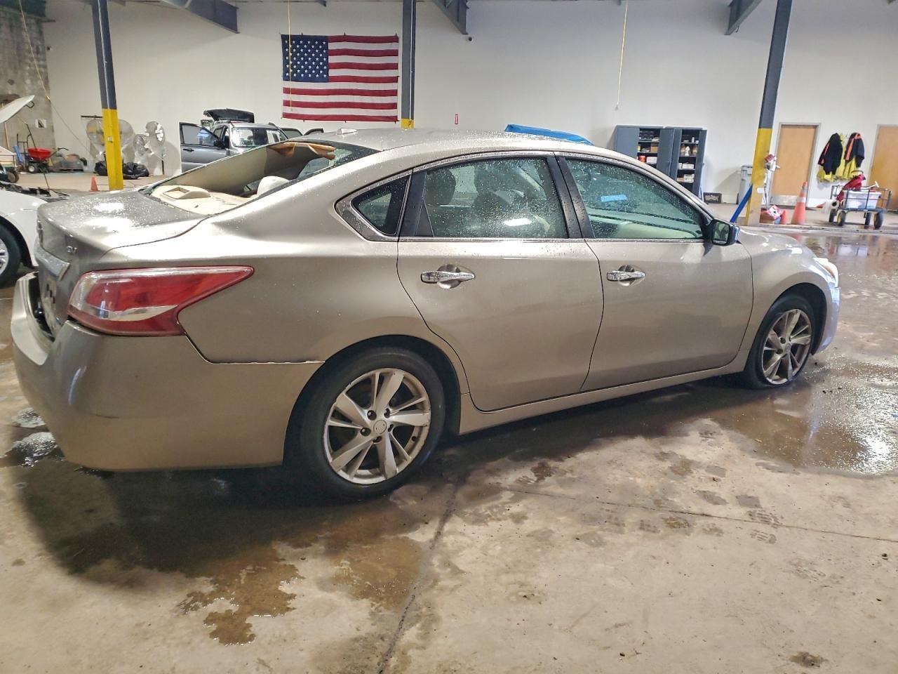 2013 Nissan Altima 2.5 - Фото 3