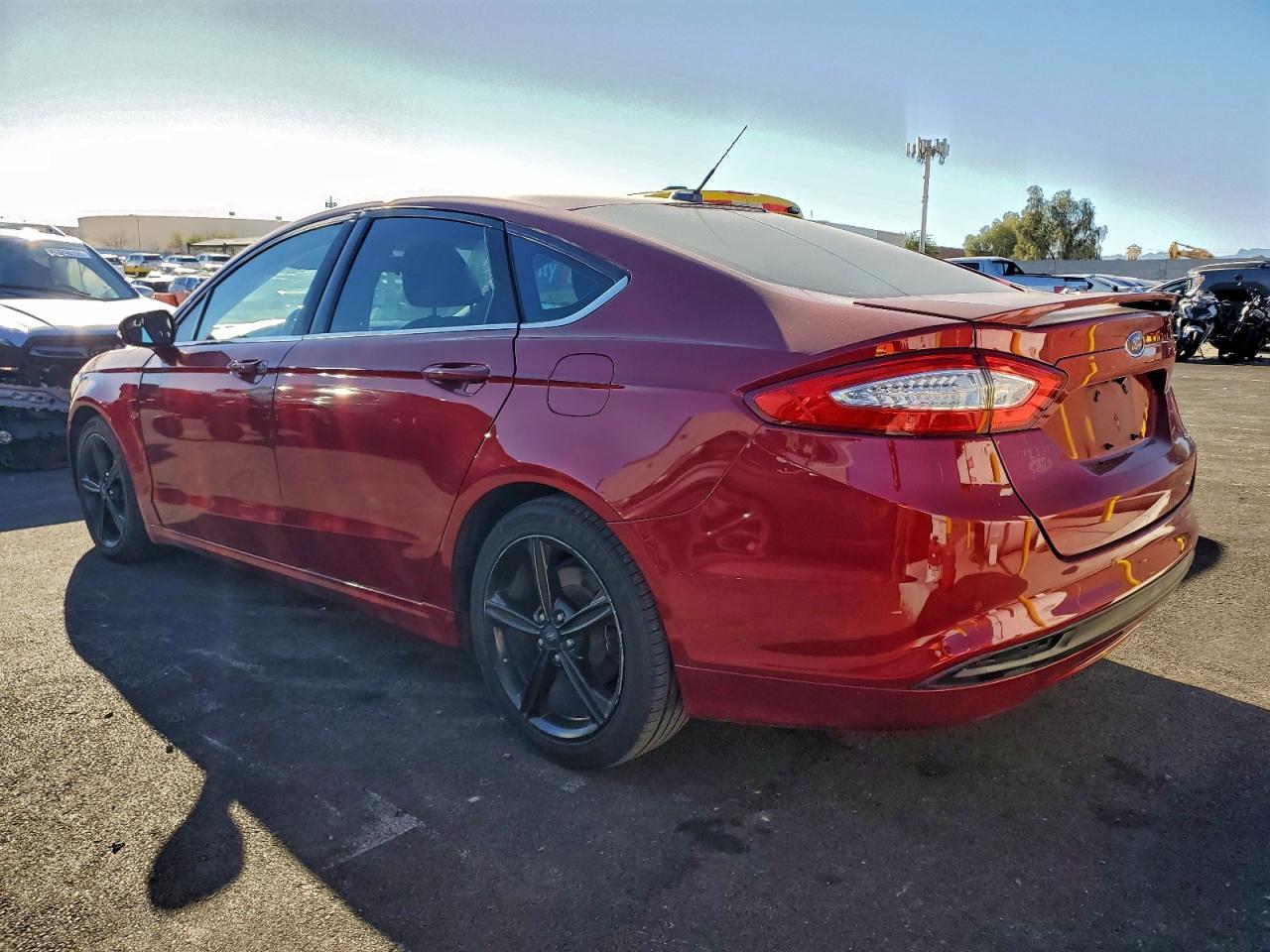 2016 Ford Fusion Se - Image 2