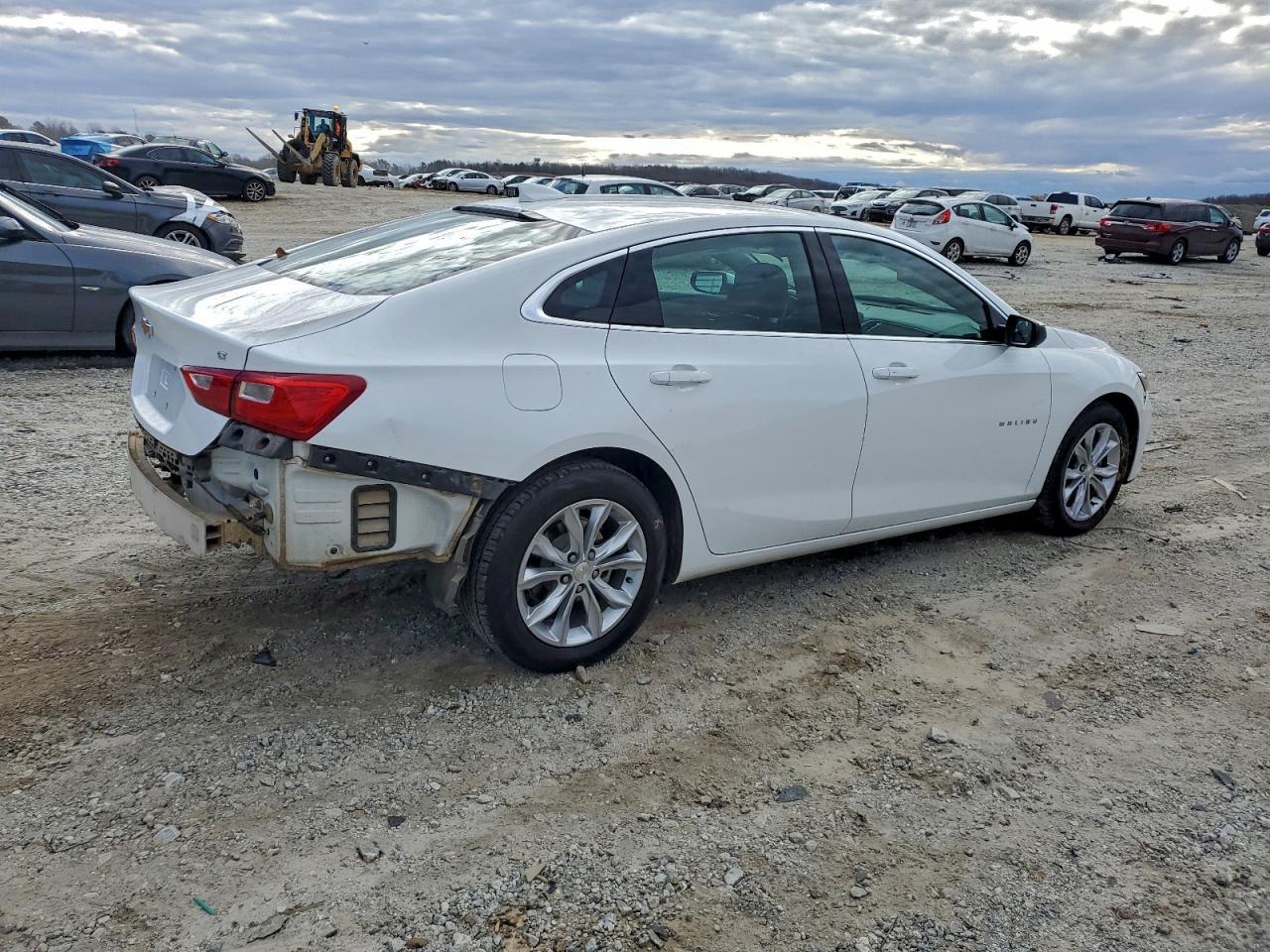 2023 Chevrolet Malibu Lt - Image 3