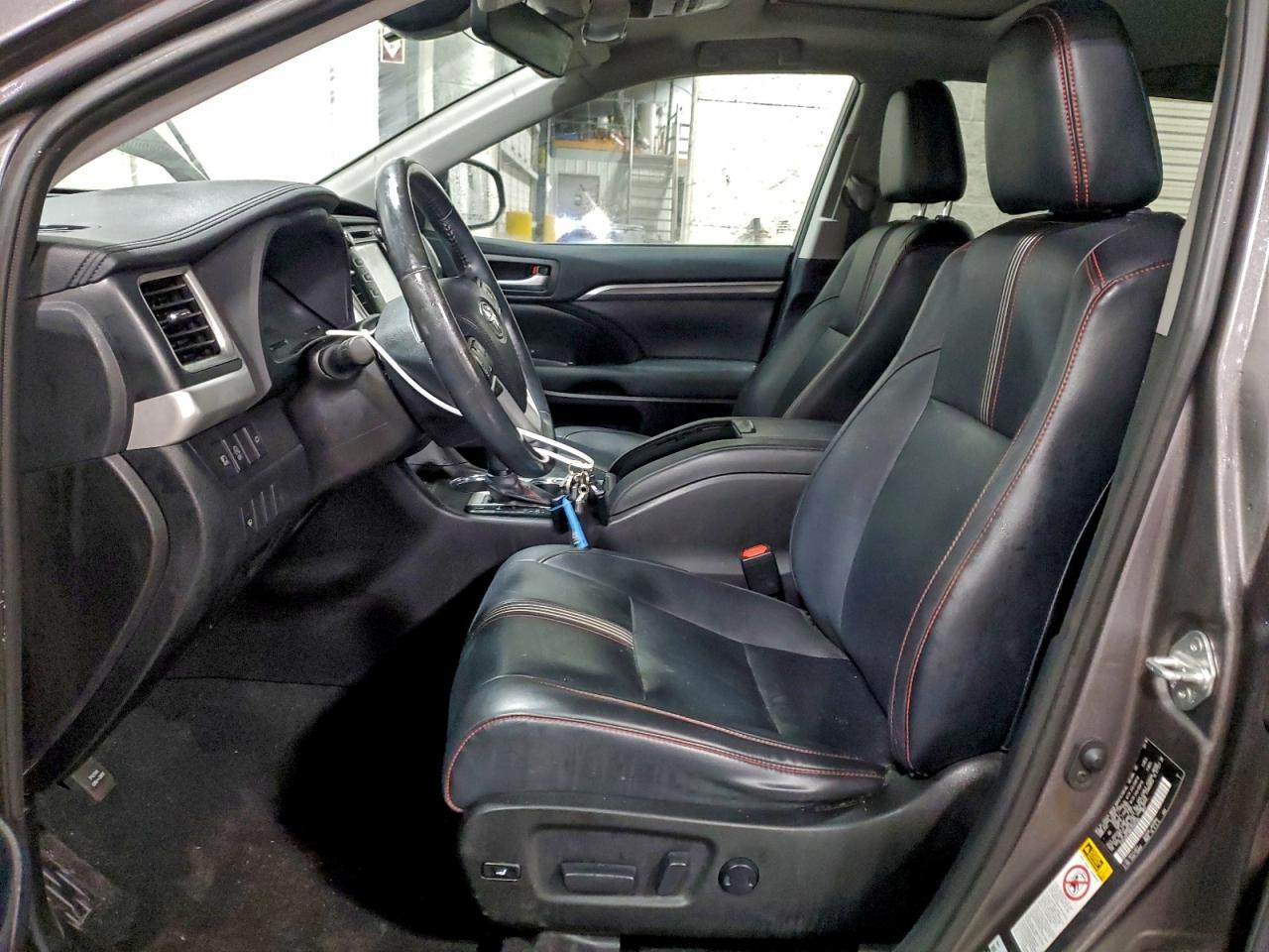 2019 Toyota Highlander Se - Фото 7