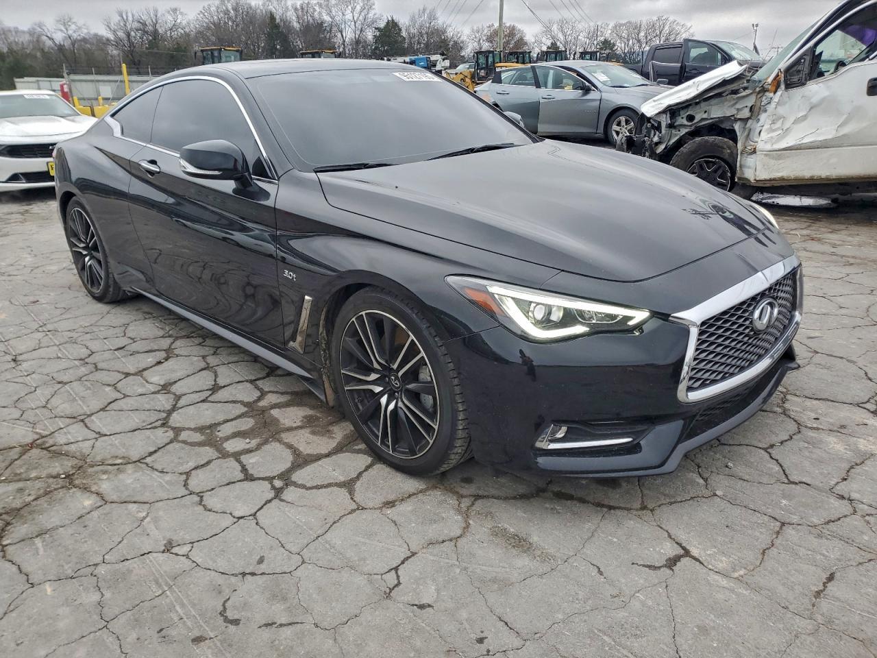 2018 Infiniti Q60 Luxe 300 - Фото 4