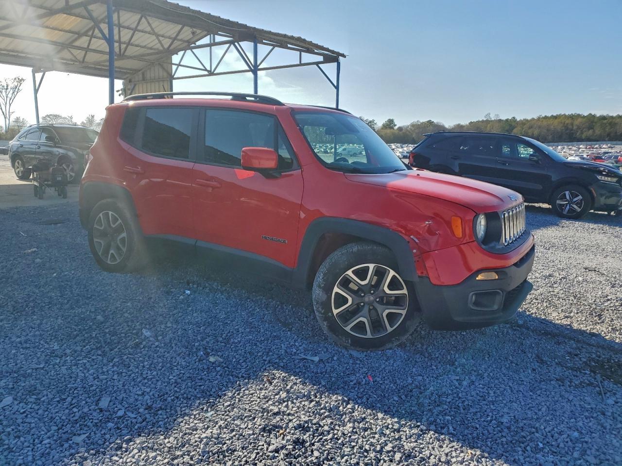 2017 Jeep Renegade Latitude - Image 4