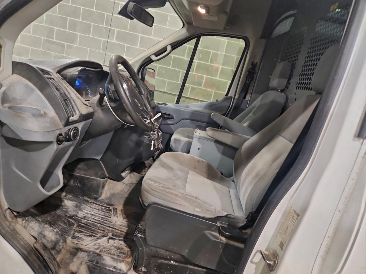 2015 Ford Transit - Фото 7