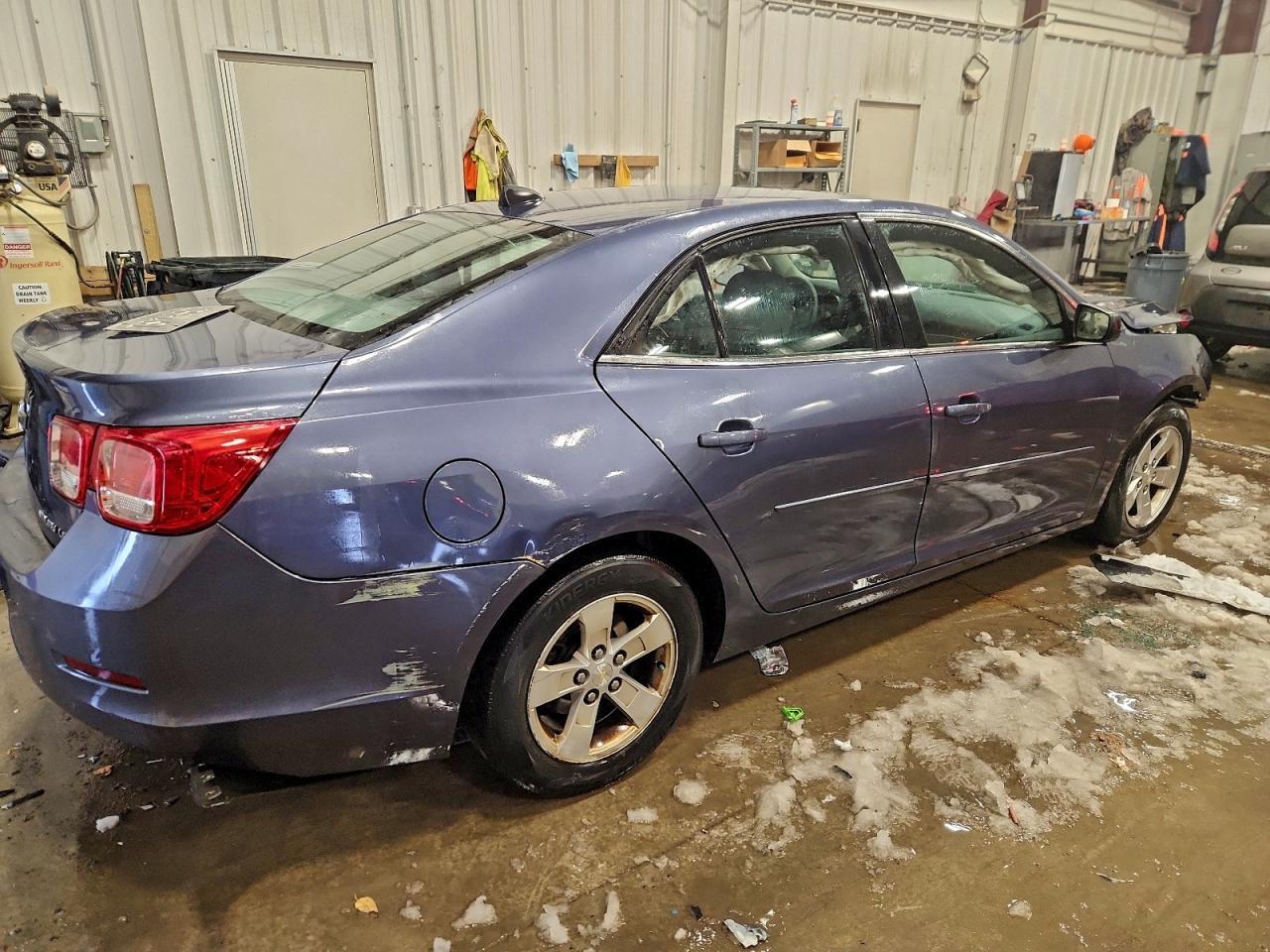 2014 Chevrolet Malibu Ls - Фото 3