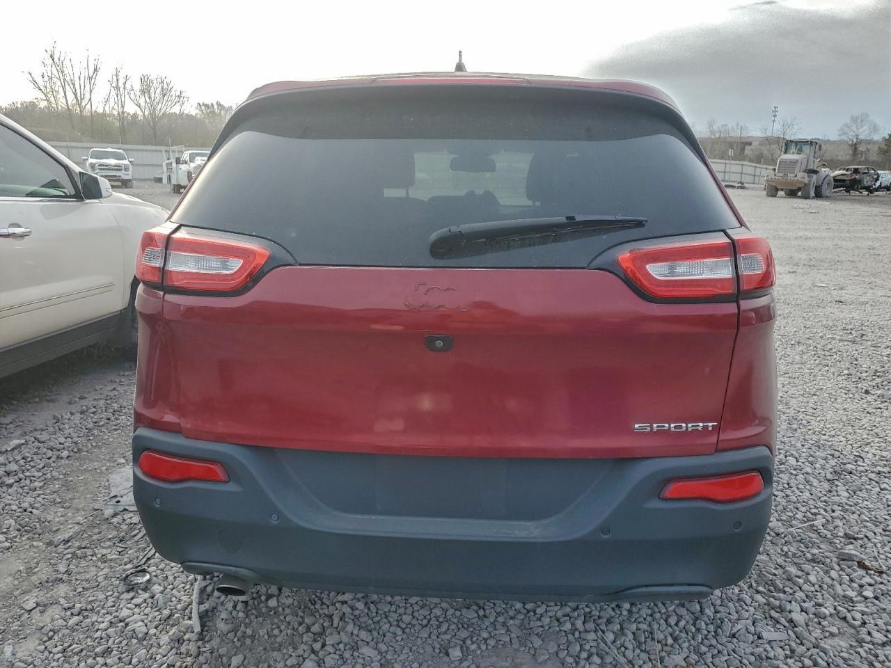 2015 Jeep Cherokee Sport - Фото 6