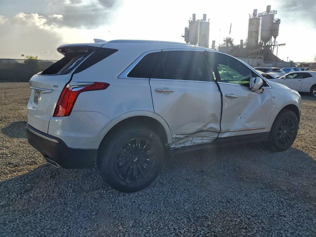 2019 Cadillac Xt5 Luxury - Image 3