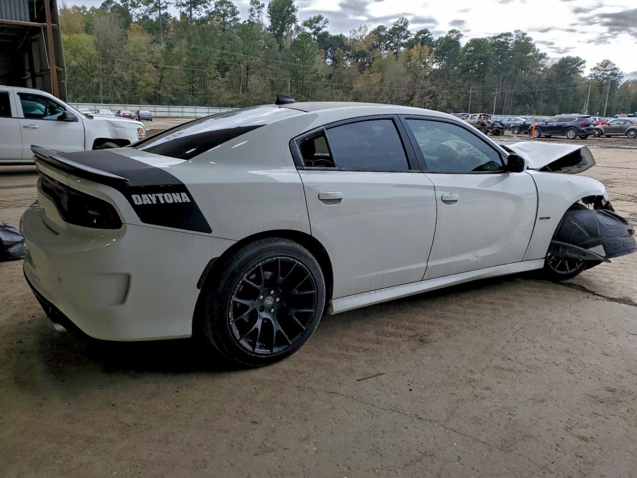 2017 Dodge Charger R/T - Фото 3