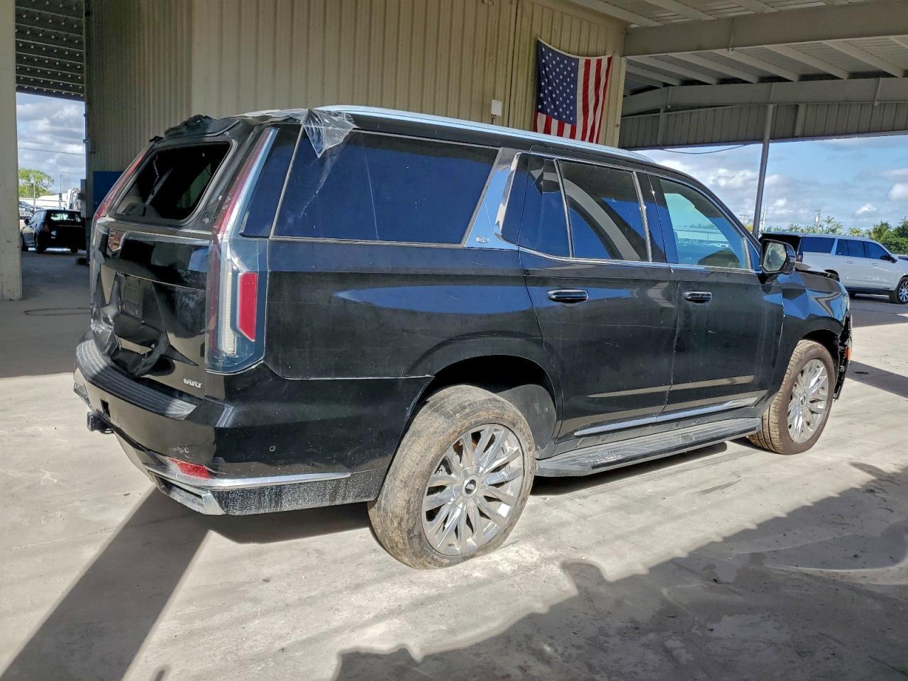 2021 Cadillac Escalade Premium Luxury - Фото 3
