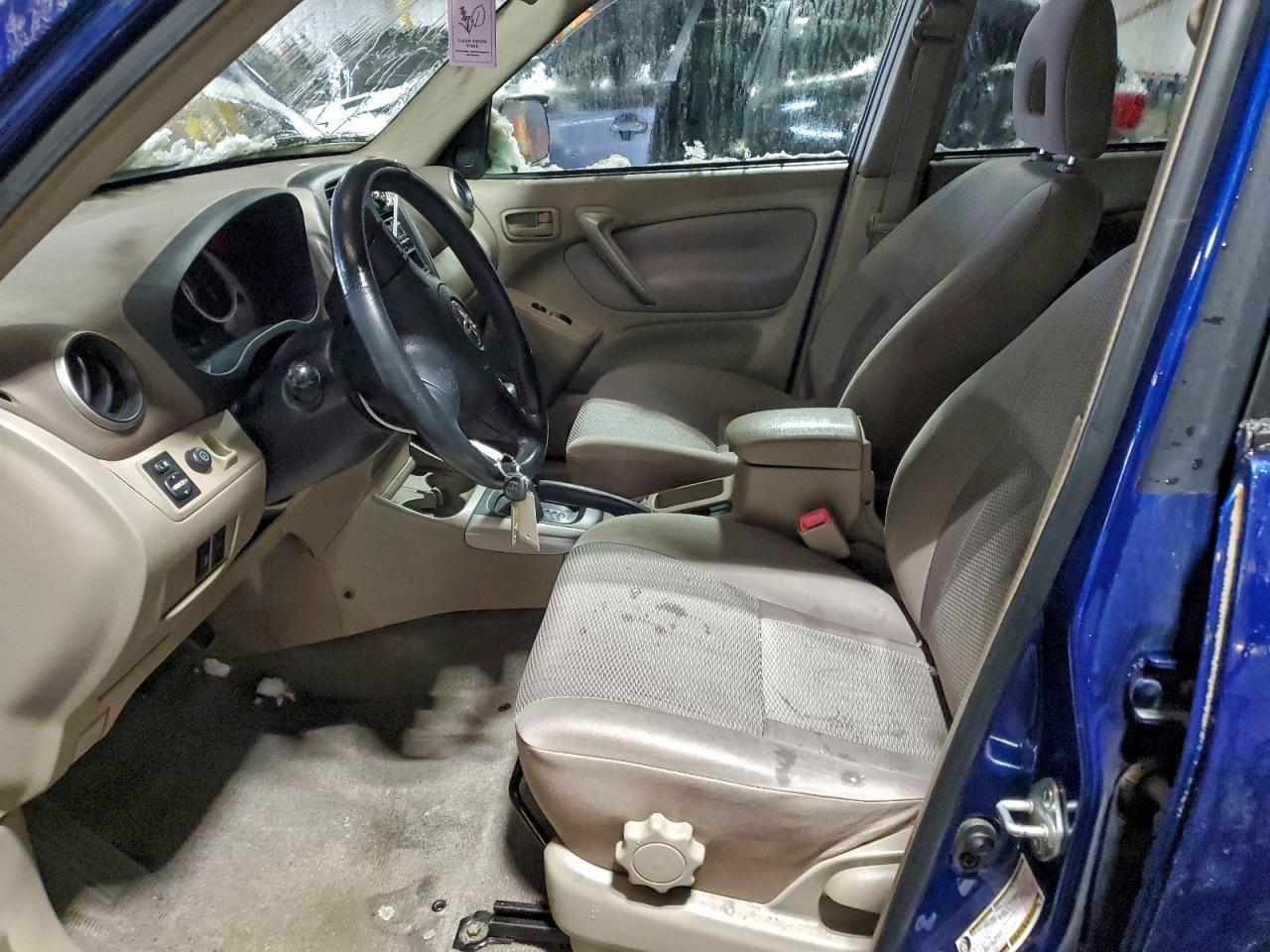 2004 Toyota Rav4 - Image 7