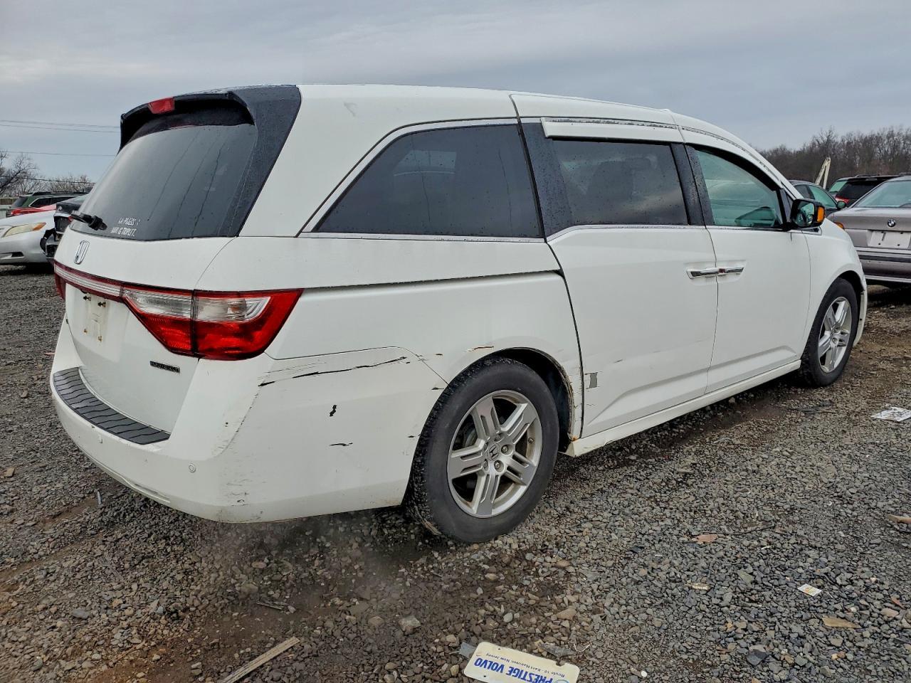 2011 Honda Odyssey Touring - Фото 3