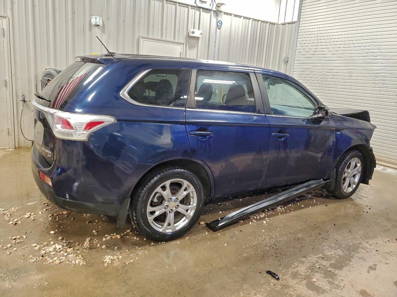 2014 Mitsubishi Outlander Gt - Фото 3