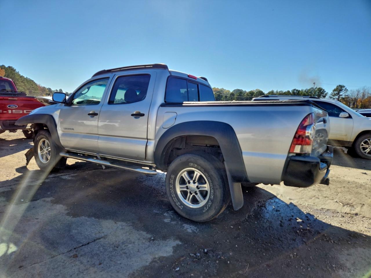 2011 Toyota Tacoma Double Cab Prerunner - Image 2