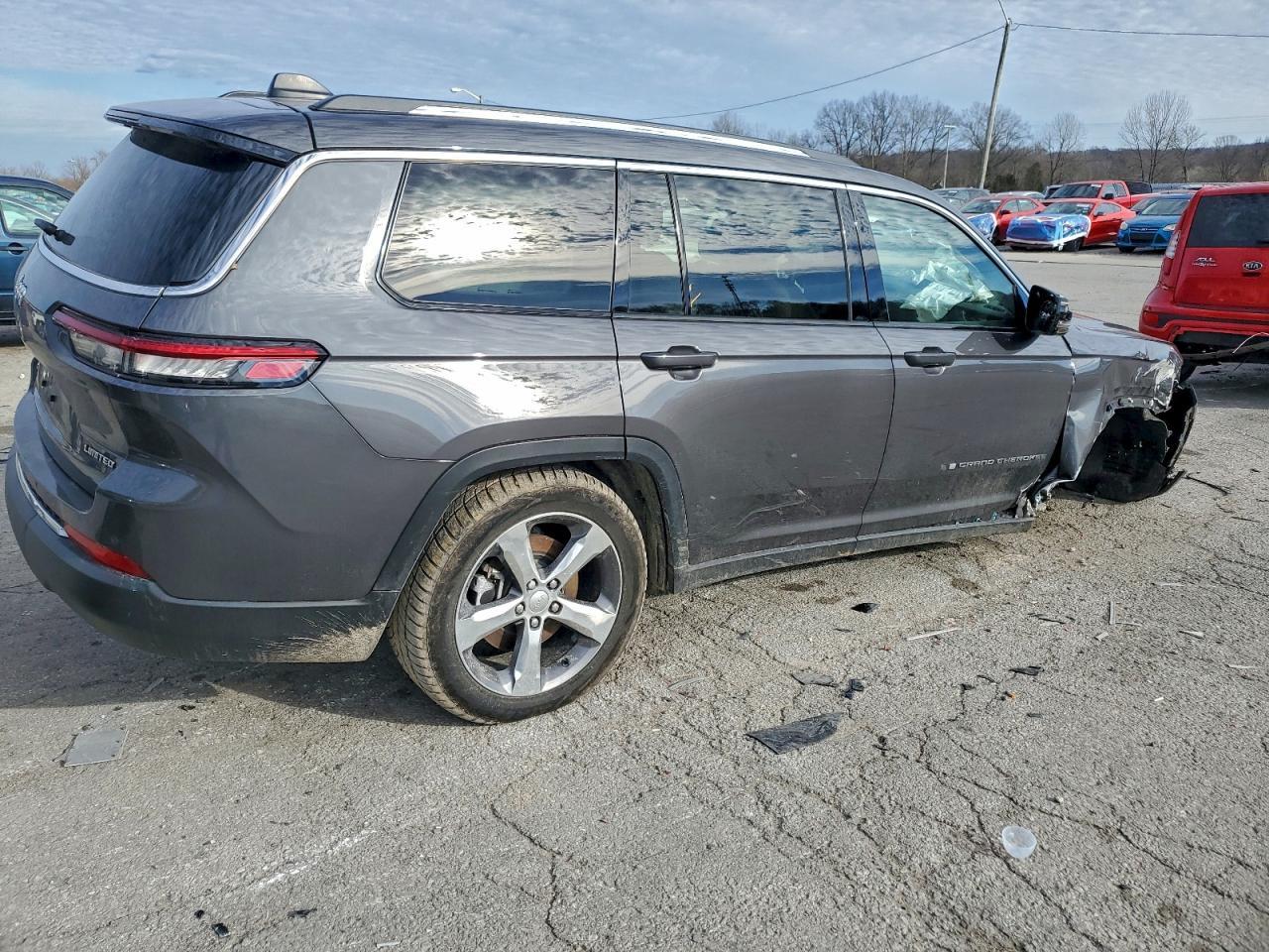 2022 Jeep Grand Cherokee L Limited - Image 3