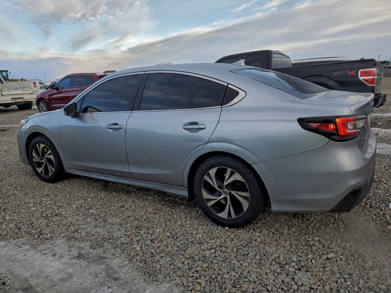 2021 Subaru Legacy - Фото 2