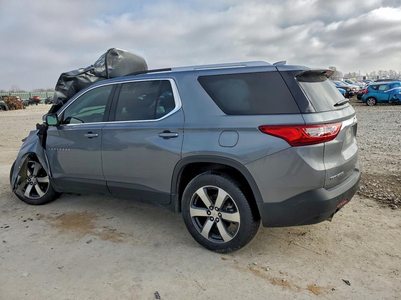 2018 Chevrolet Traverse Lt - Image 2