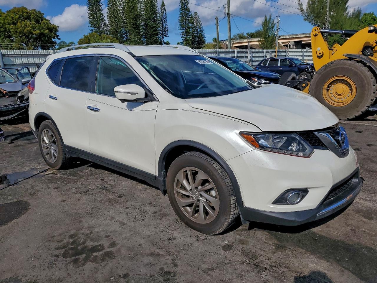 2015 Nissan Rogue S - Фото 4