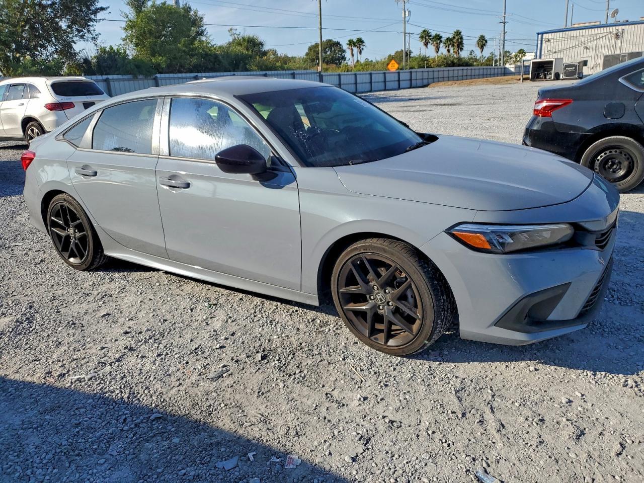 2024 Honda Civic Sport - Image 4