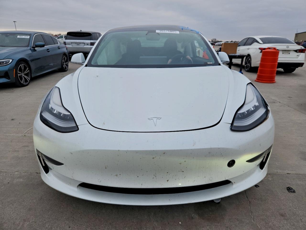 2020 Tesla Model 3 - Image 5
